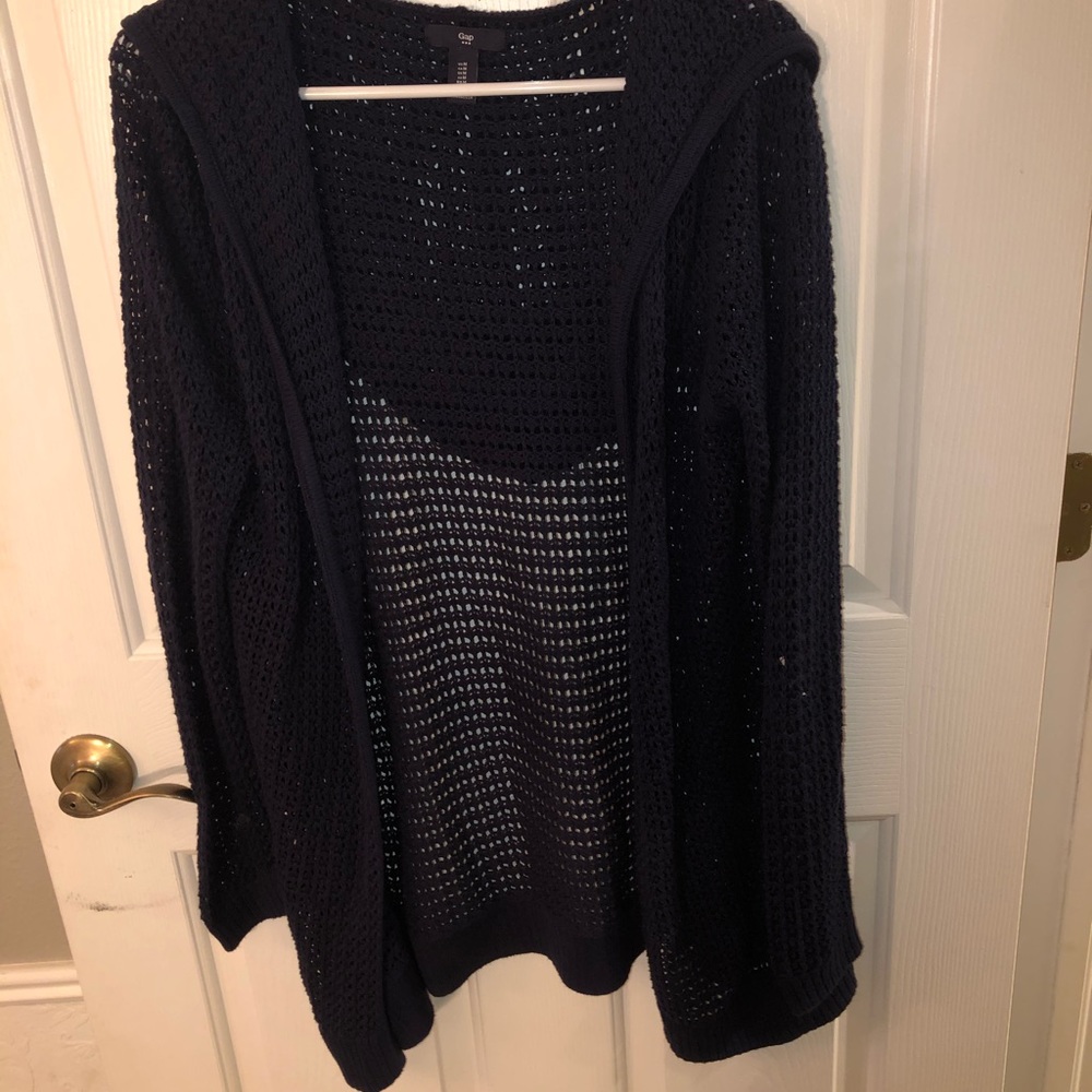 Clothes - Picture 4 of 8